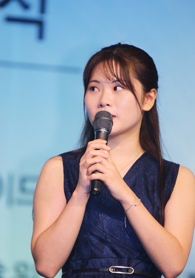 두 번째 여자기성은 누구?